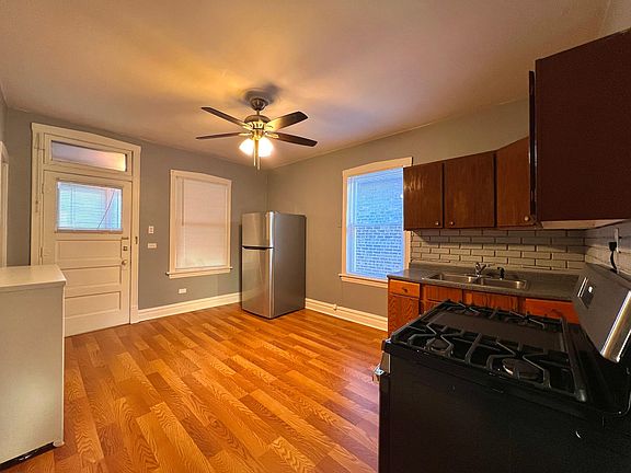 4th image of 5531 S Washtenaw Ave Unit 2