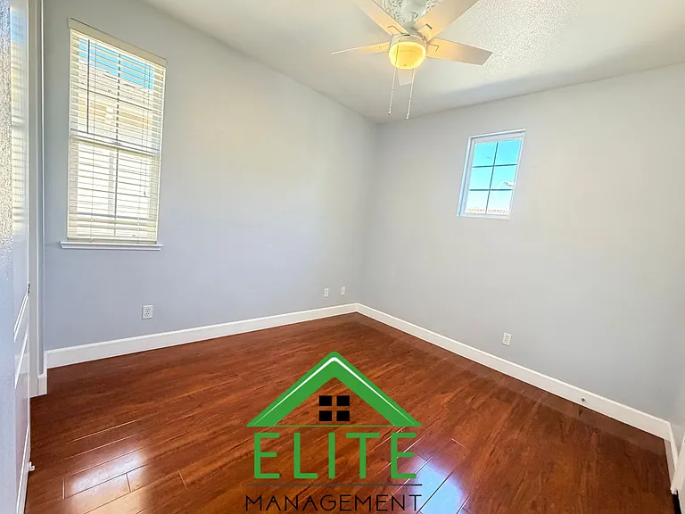 2764 Rogue River Cir — Photo 17
