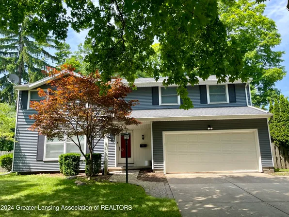 1917 Kingswood Dr, Lansing, MI 48912