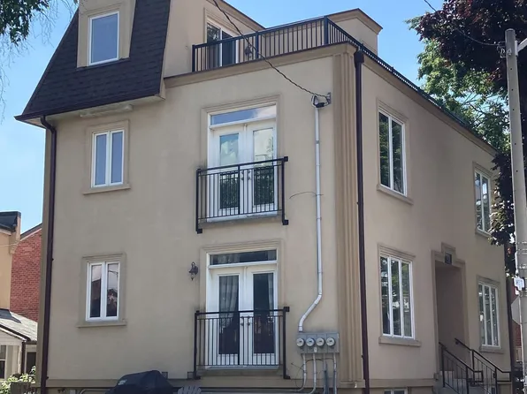 13 Fisher St #B, Toronto, ON M6K 1V7