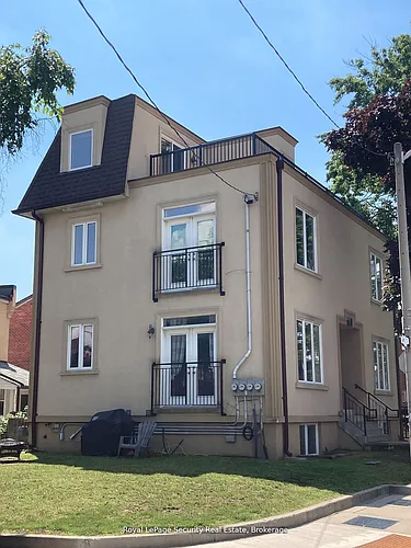 13 Fisher St #B Photo 1