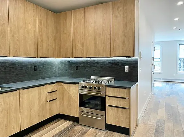 249 Hull St #C, Brooklyn, NY 11233