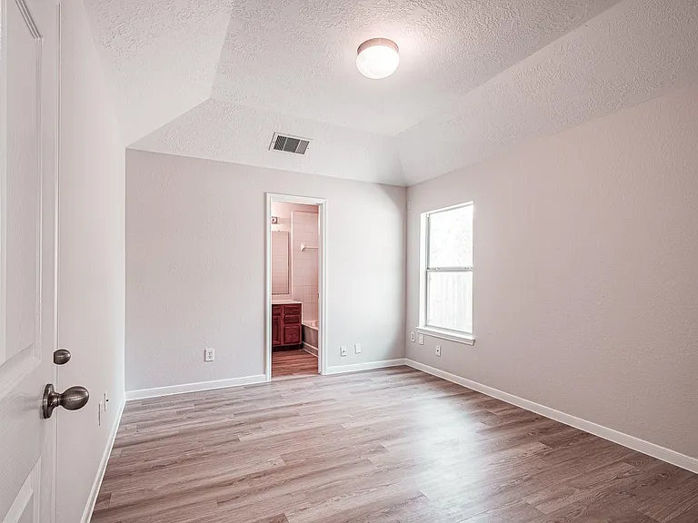 6227 Lovage Ave — Photo 16