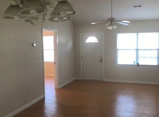 637 Graham Meadow Dr, Charlotte, NC 28213