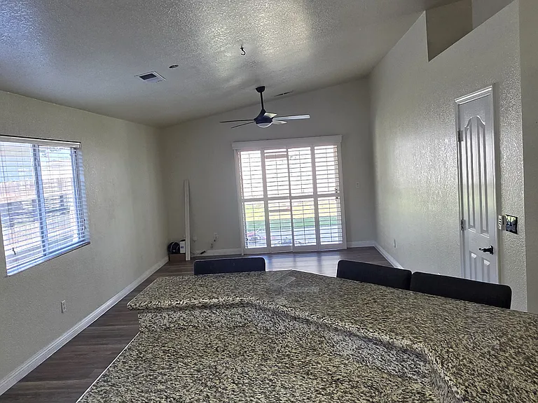 1387 Nicole Ave — Photo 15