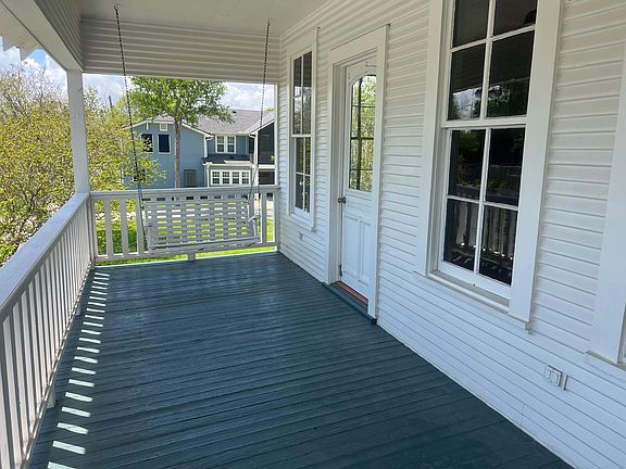 5th image of 618 Bayridge Rd