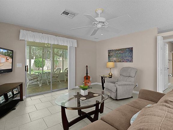 2nd image of 1023 AVALON AVENUE