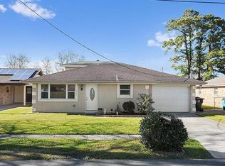 2814 Delambert St, Chalmette, LA 70043