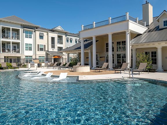 2nd image of 1100 Robley Dr APT 1201