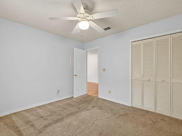 6101 SE Landing Way #11 — Photo 25