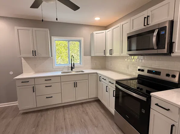 4562 Sackett Ave Unit 1, Cleveland, OH 44109