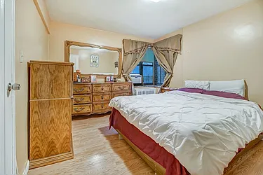 Sold by LG Fairmont Group