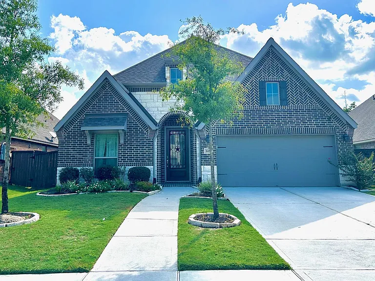 16854 Bark Cabin Dr — Photo 1
