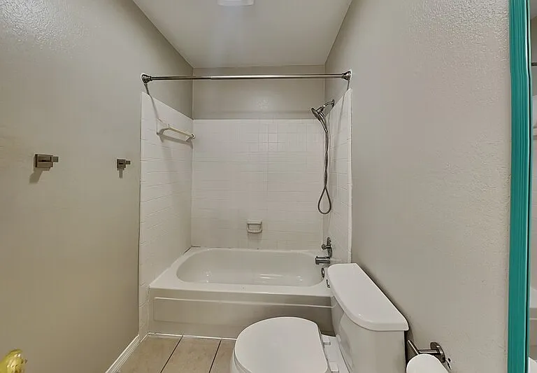 3100 Fairgate Dr — Photo 10