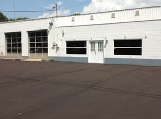 5775 Reynolda Rd, Winston Salem, NC 27106