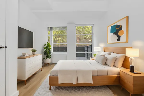 Rented by REAL New York | media 2