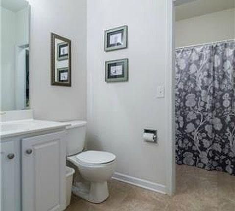 5th image of 10921 Princeton Village Dr