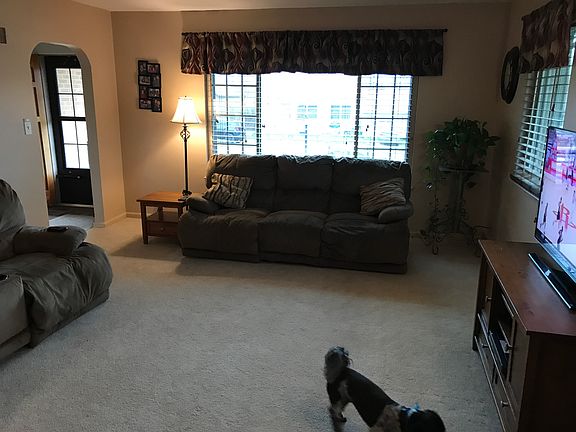 Upstairs living room 