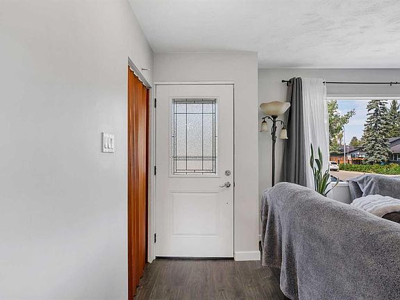 2nd image of 249 N Acadia Dr SE