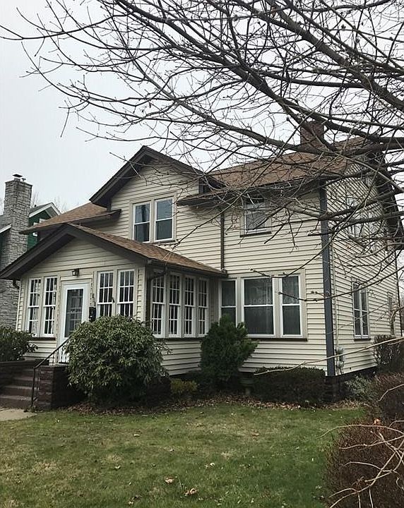 2nd image of 501 Lyndon Ave