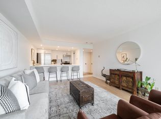 77 Harbour Sq #1111, Toronto, ON M5J2S2