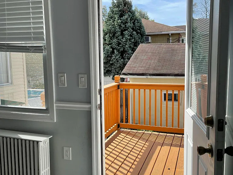 115 Centre Ave #1 — Photo 16