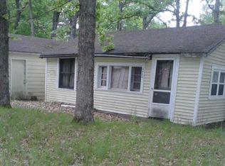 6734 Swallow Dr, Harrison, MI 48625