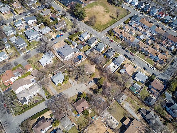 3rd image of 1&2&3&4 Jefferson Ct