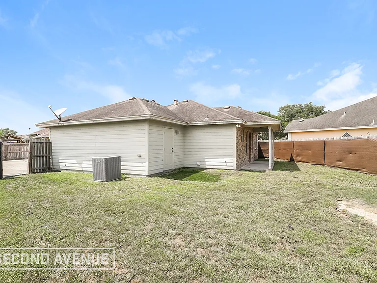 7021 San Benito Dr — Photo 21