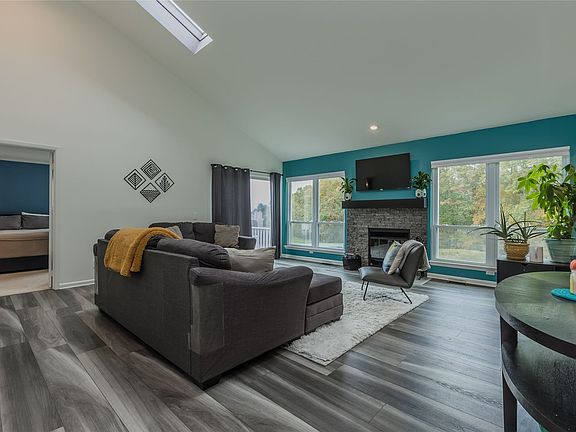5th image of 28 Vista Dr #28