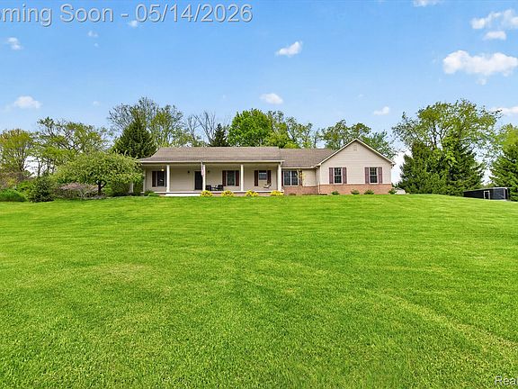 2nd image of 7659 Clyde Rd