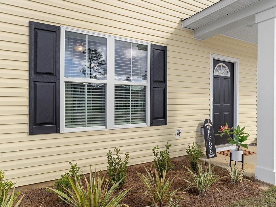 1st image of 2211 Cedarbrook Ct Unit 2211