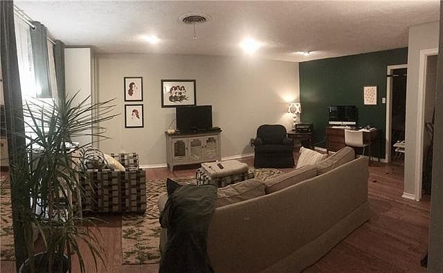 1st image of 2365 Greenland Dr