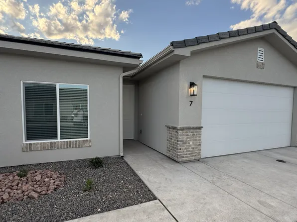 415 W Old Mill Rd #7, Mesquite, NV 89027