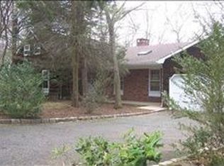 1281 Dogwood Dr, Bridgewater, NJ 08807