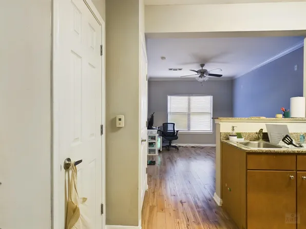 2502 Leon St APT 218, Austin, TX 78705