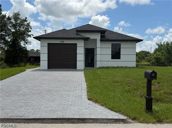 868 Carbon St E, Lehigh Acres, FL 33974
