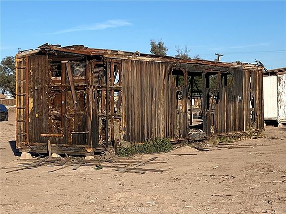 2nd image of 1896 E Underwood Rd