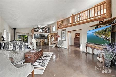 5th image of 19155 Cantwell Ranch Road