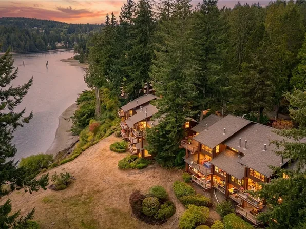 41 North Bay Lane #1, Port Ludlow, WA 98365