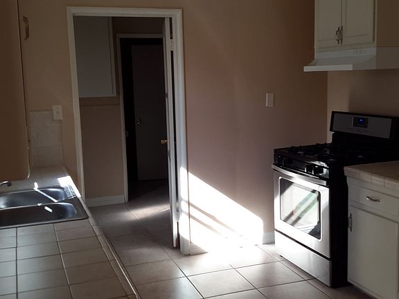 5th image of 233 S Pine St APT C