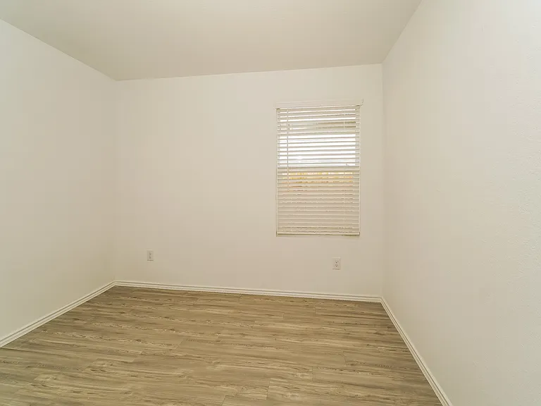 5931 Sunset Song Ln — Photo 9