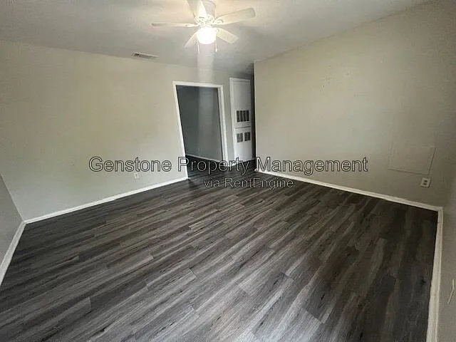 1301 Pine St #6