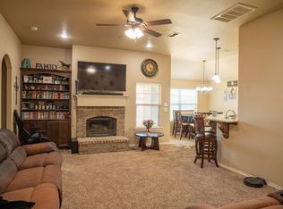 910 12th St, Wolfforth, TX 79382