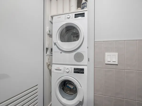 547 West 47th Street image 13 of 29