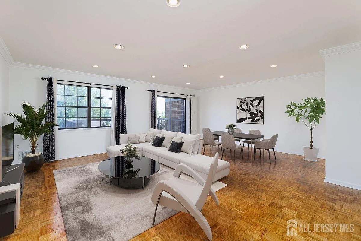 2 bed, 2.5 bath, $2,900 — Photo 1