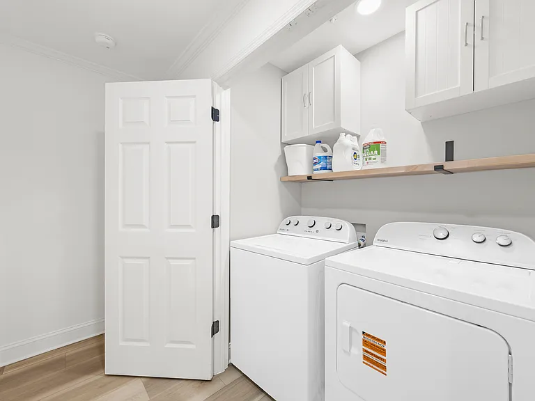 5061 Avalon Dr — Photo 3