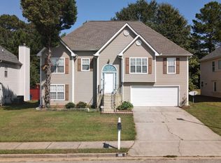199 Horseshoe Bnd, Riverdale, GA 30274