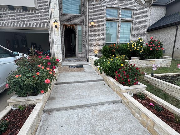 2nd image of 1004 Sundrop Dr