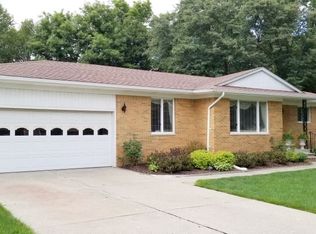 2493 Rushbrook Dr, Flushing, MI 48433